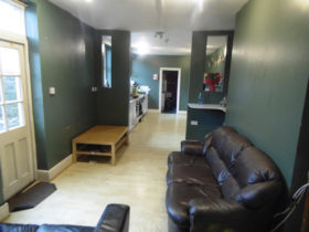 6 Bedroom 